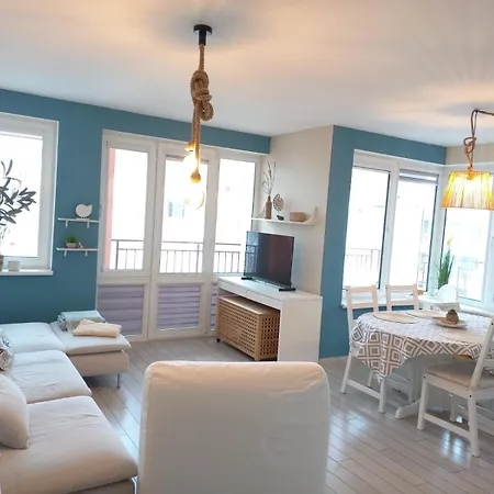 Daire Sea View Apartment - 2 Min To Beach - Large Balcony - Pool - Riviera Fort